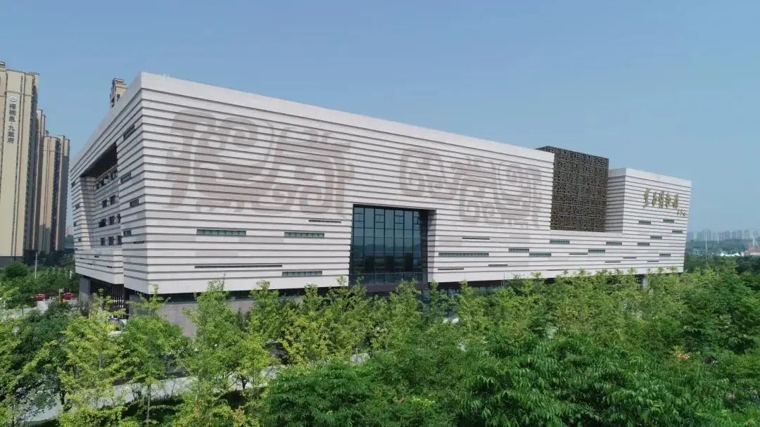 1639971353452365.jpg aeac2b906bbbf9c76ea7c12ba8d0225d.jpg